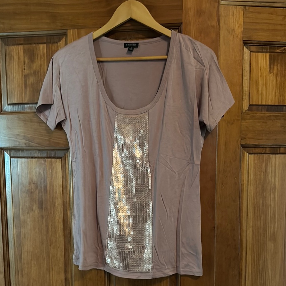 Nine West Tan Sequin Short Sleeve T-Shirt - Picture 1 of 8